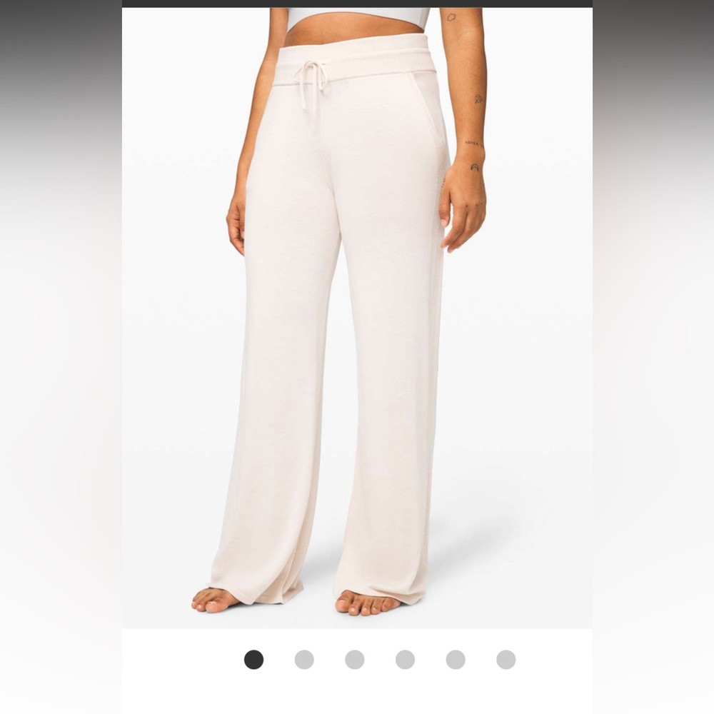 Lululemon pants